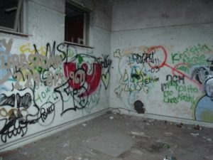 Ein verdreckter Keller ist oft ein Zeichen eines schlecht verwalteten Mehrfamilienhauses und einer schlechten Hausverwaltung